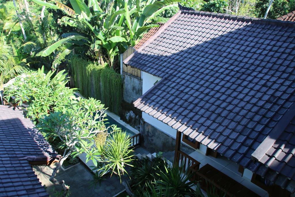 Pesantian And Warung